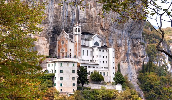 17-23 agostoModonna della Corona
